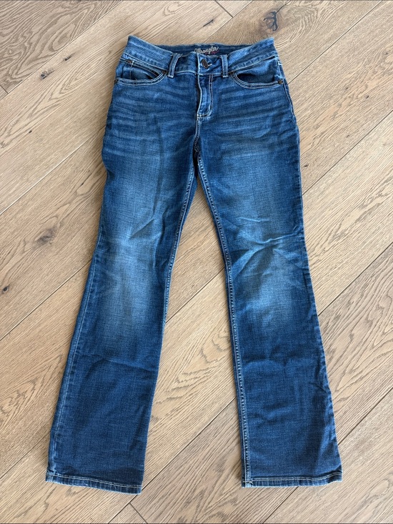 Wrangler Denim - Wrangler Women's Flare Jeans - Medium Blue Wash